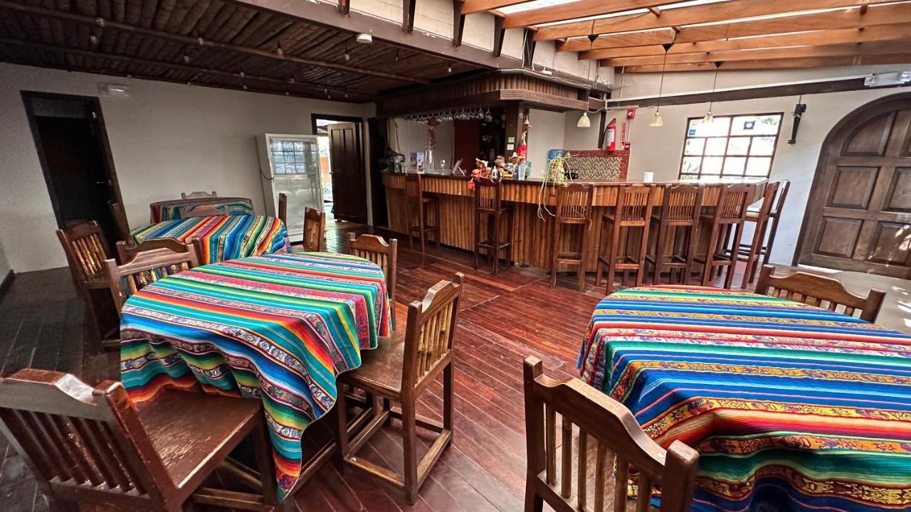 キト Campus Residencias Bed & Breakfast エクステリア 写真